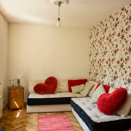 Apartman Koleri Central