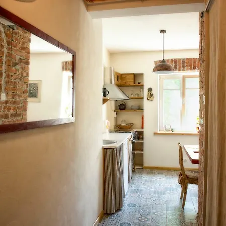 Apartman Koleri Central